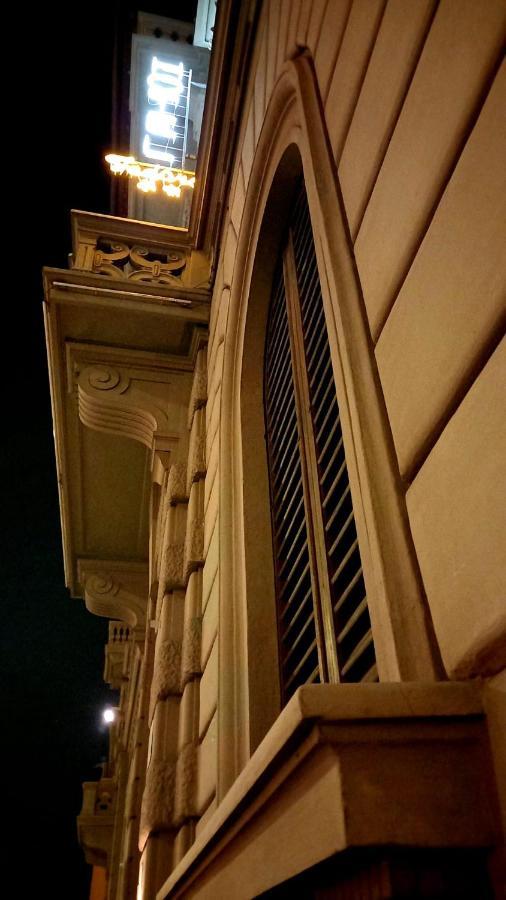 โฮเต็ล เฟโดรา Hotel ฟลอเรนซ์ ภายนอก รูปภาพ