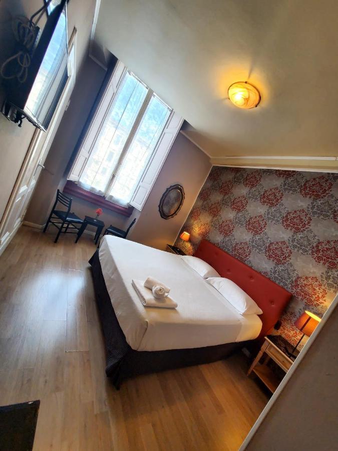 โฮเต็ล เฟโดรา Hotel ฟลอเรนซ์ ภายนอก รูปภาพ